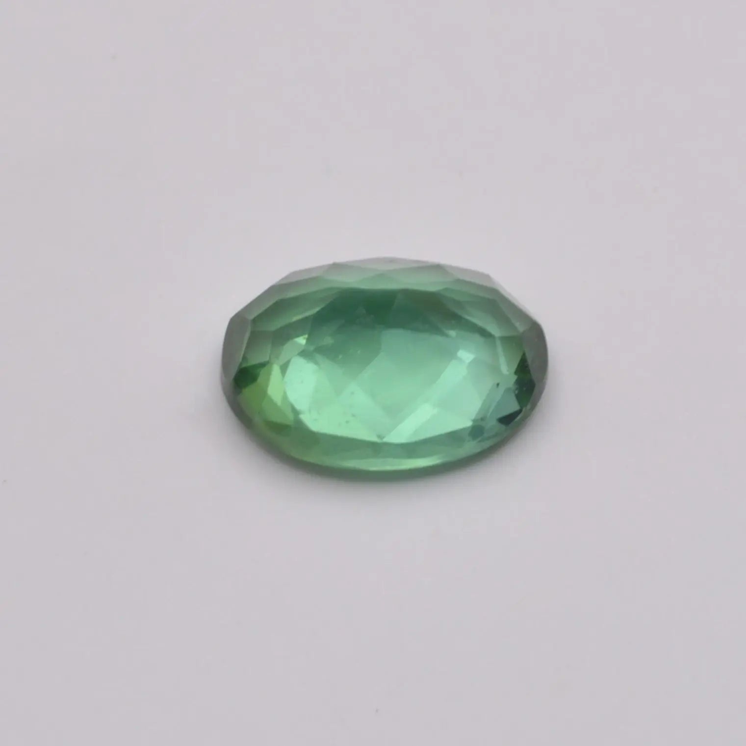 Pierre taillée Tourmaline Verte Ovale 1,79ct 