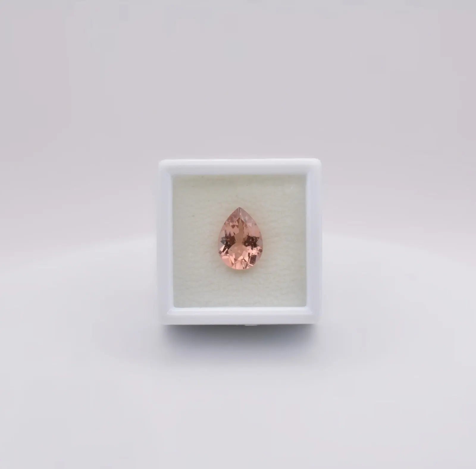 Pierre taillée Tourmaline Rose Poire 2,44ct 
