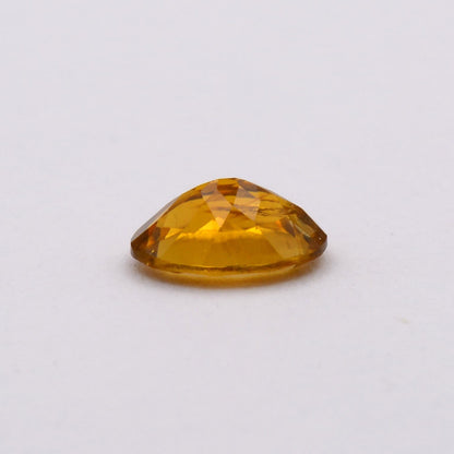 Tourmaline jaune ovale 0,71 ct