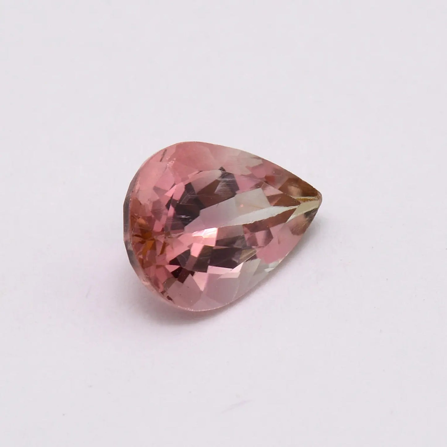 Tourmaline rose poire 1,01 ct