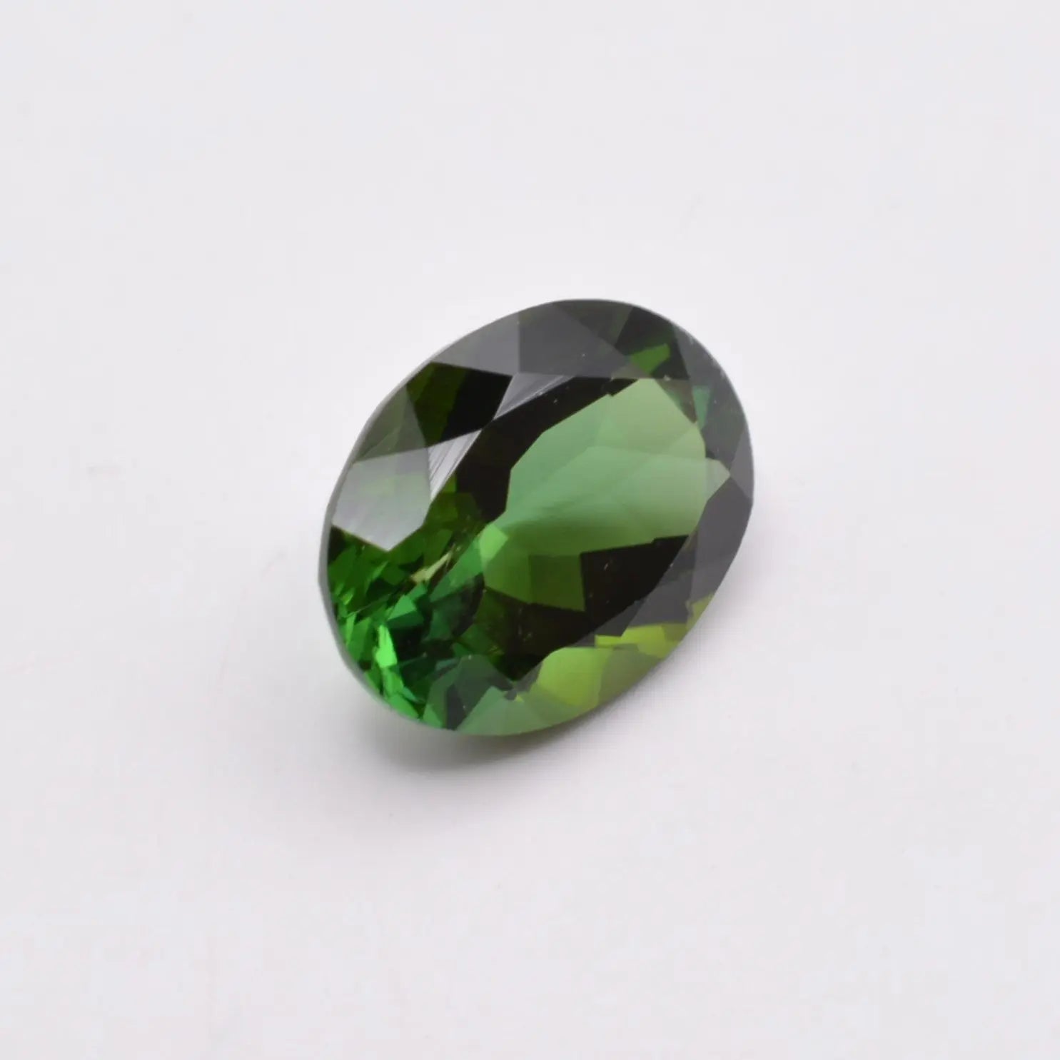 Pierre taillée Tourmaline Verte Ovale 1,26ct 