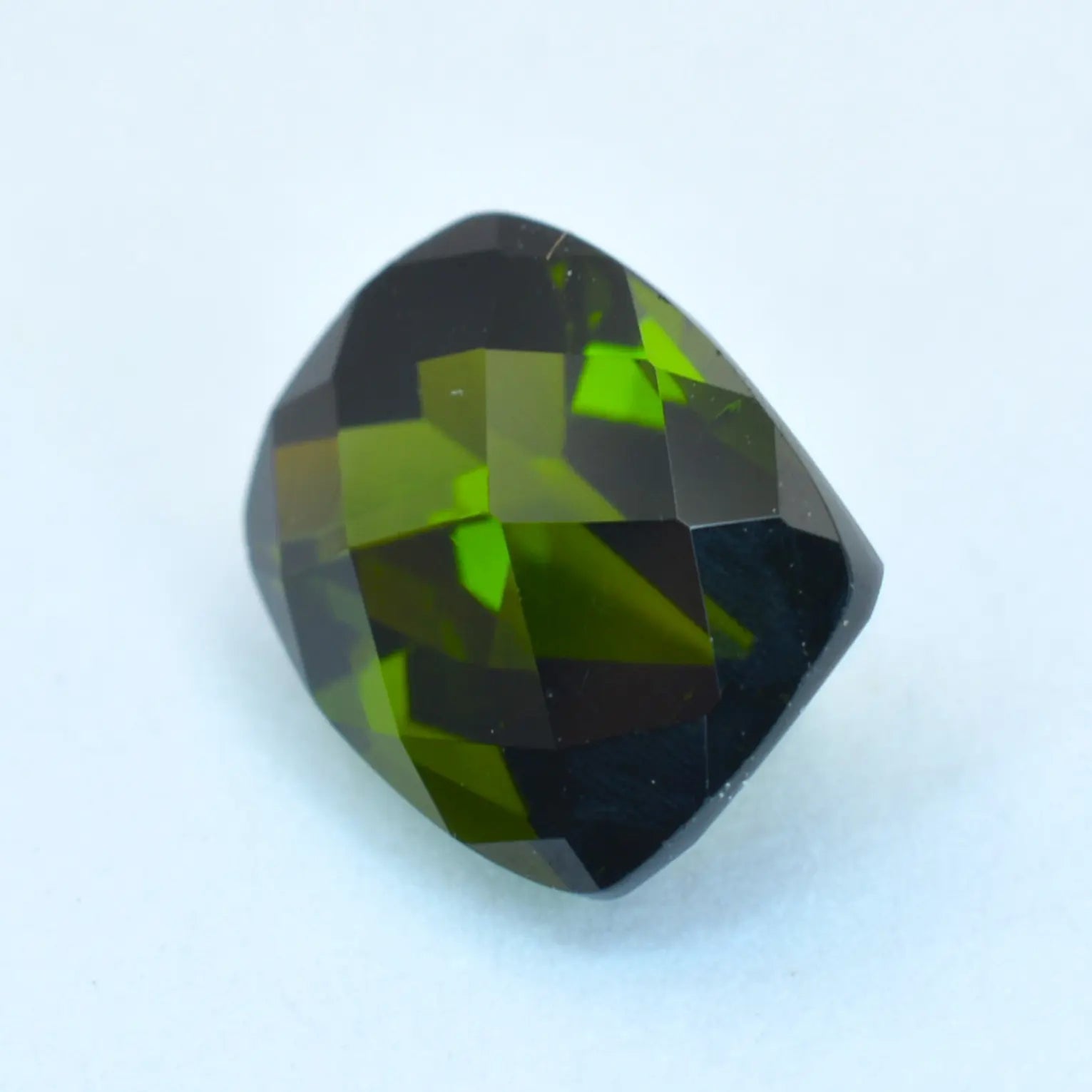 Pierre taillée Tourmaline Verte Coussin Rectangle 1,42ct 