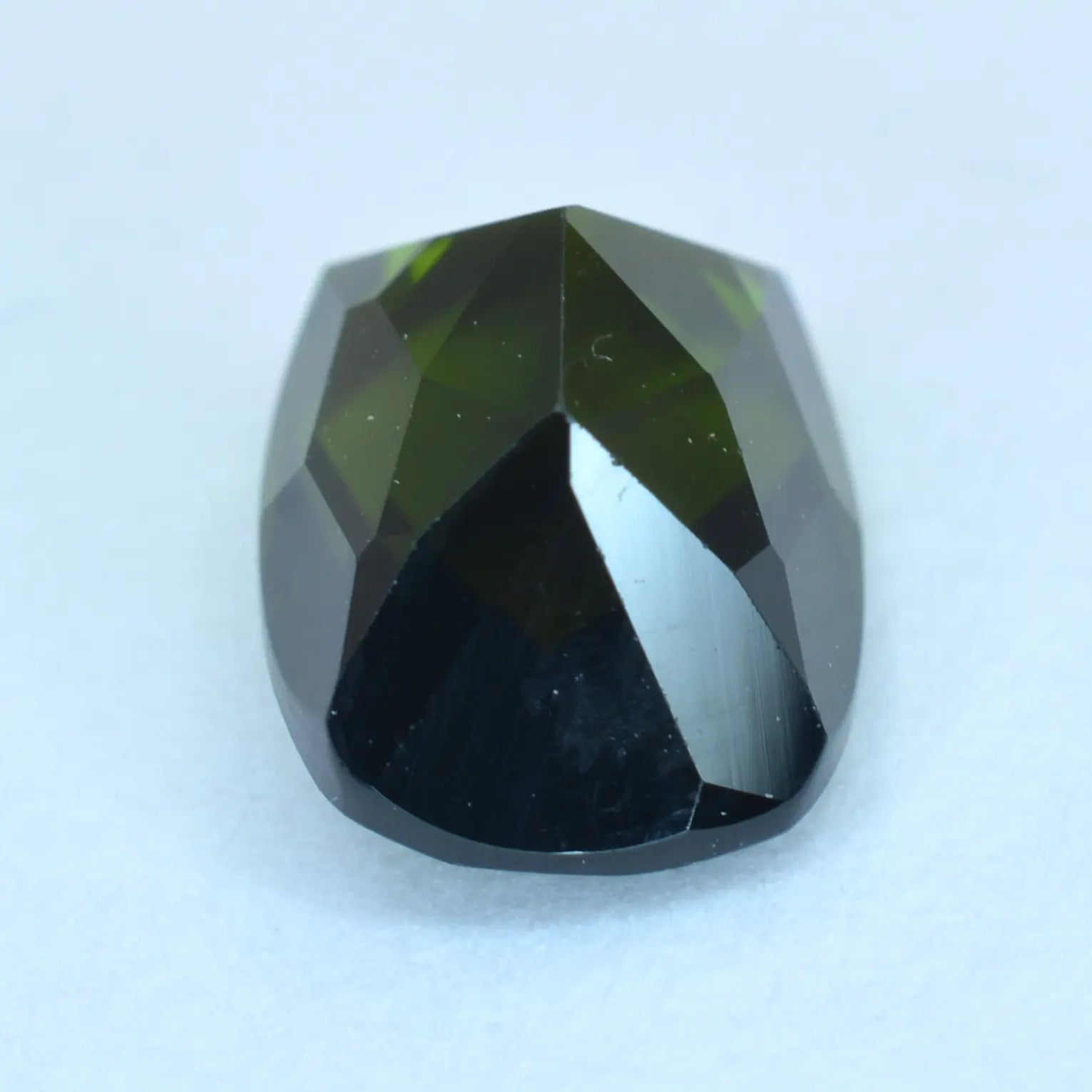 Pierre taillée Tourmaline Verte Coussin Rectangle 1,42ct 