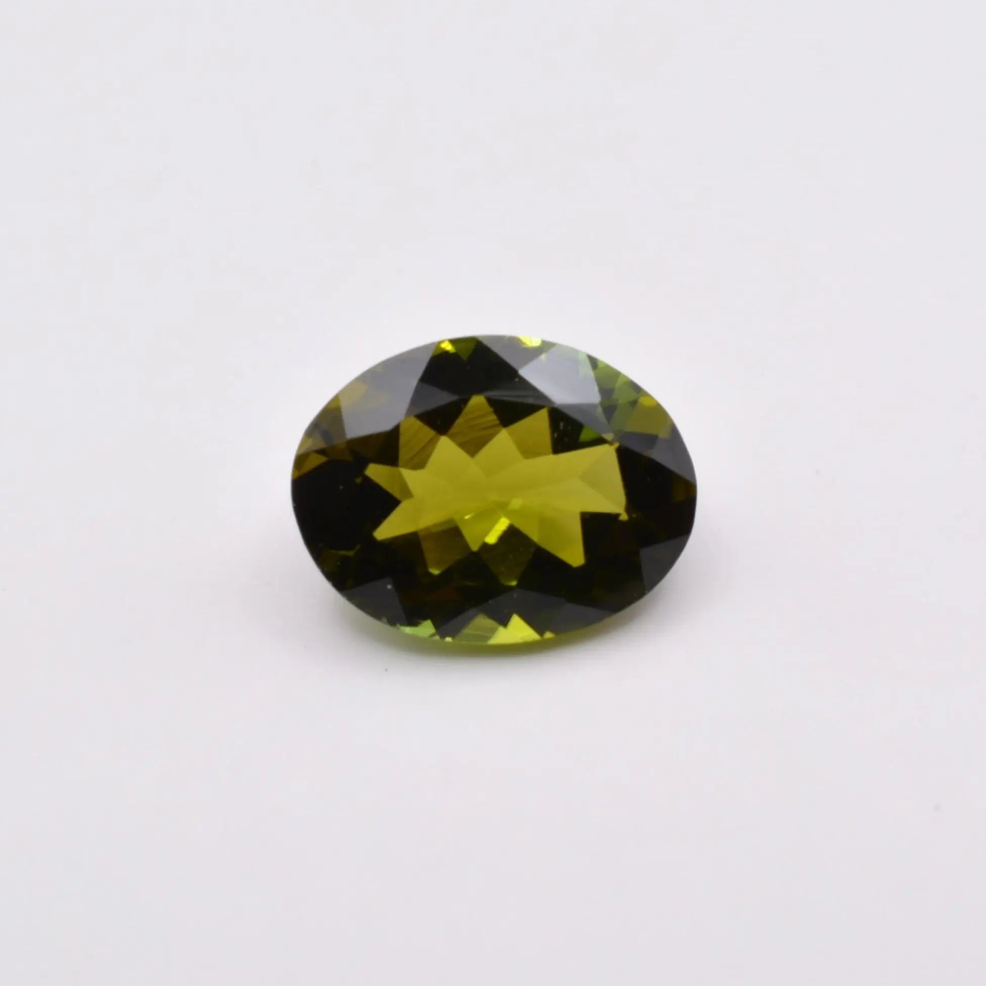 Pierre taillée Tourmaline Verte Ovale 1,07ct 