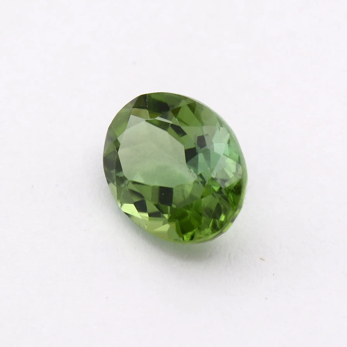 Tourmaline Verte Ovale 1,37 ct - pierre taillée