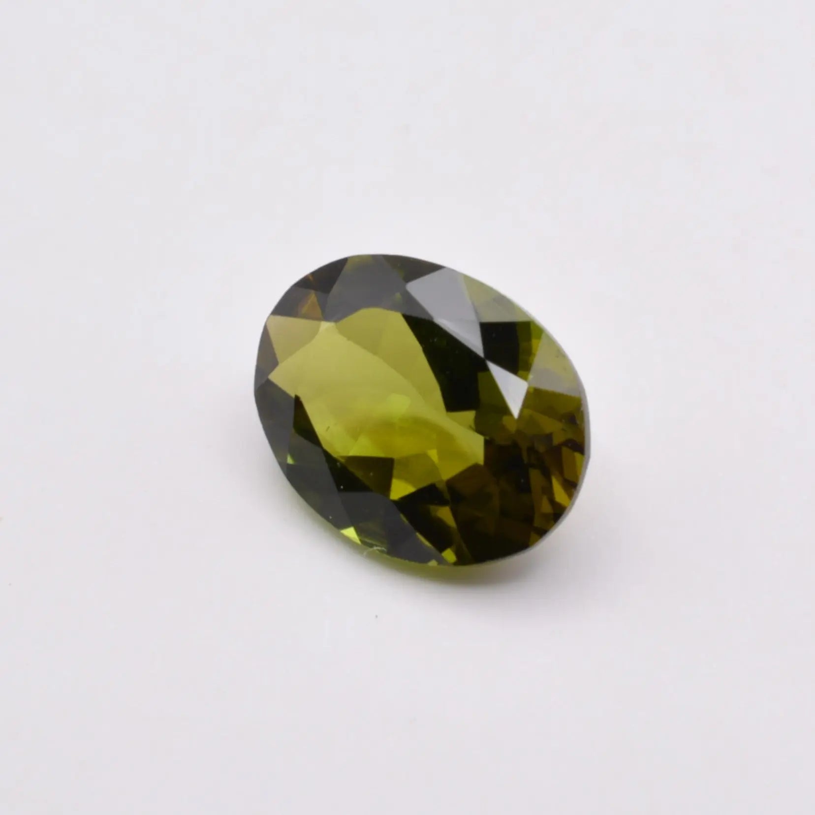Pierre taillée Tourmaline Verte Ovale 1,07ct 