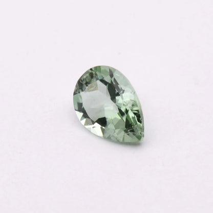Tourmaline verte poire 0,96 ct