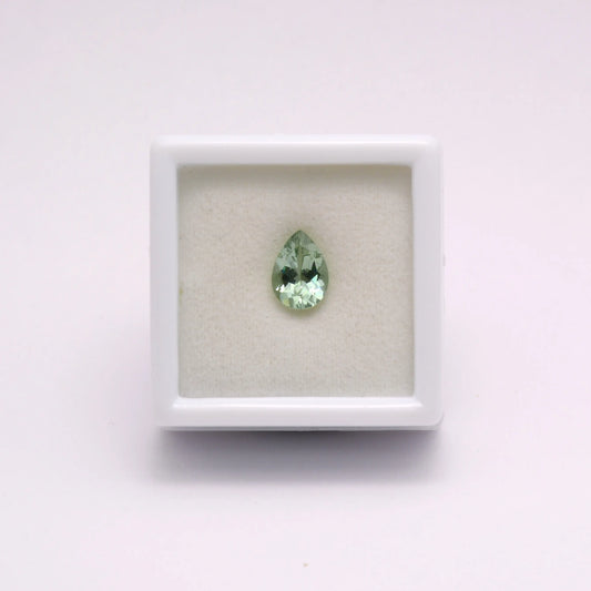 Tourmaline verte poire 0,96 ct