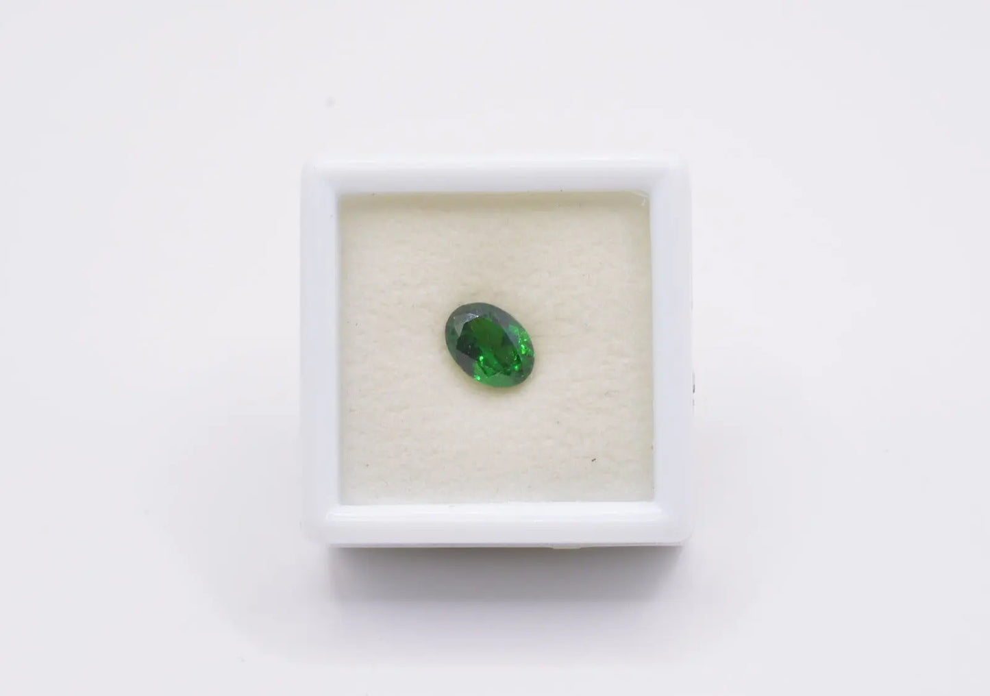 Grenat Tsavorite Ovale Vert 1,06ct - pierre précieuse - gemme