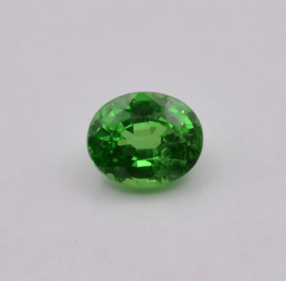 Pierre taillée Grenat Tsavorite Ovale Vert 0,69ct