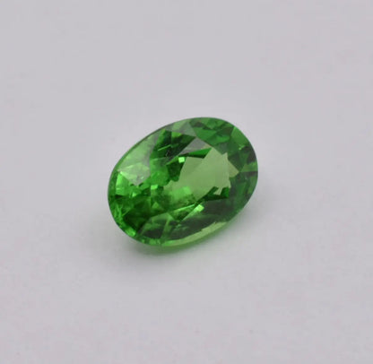 Grenat Tsavorite Ovale Vert 0,77ct - pierre précieuse - gemme