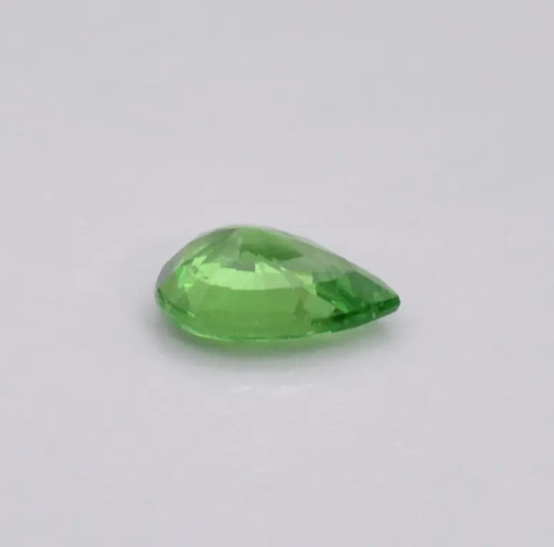 Grenat Tsavorite Poire Vert 0,54ct - pierre précieuse - gemme