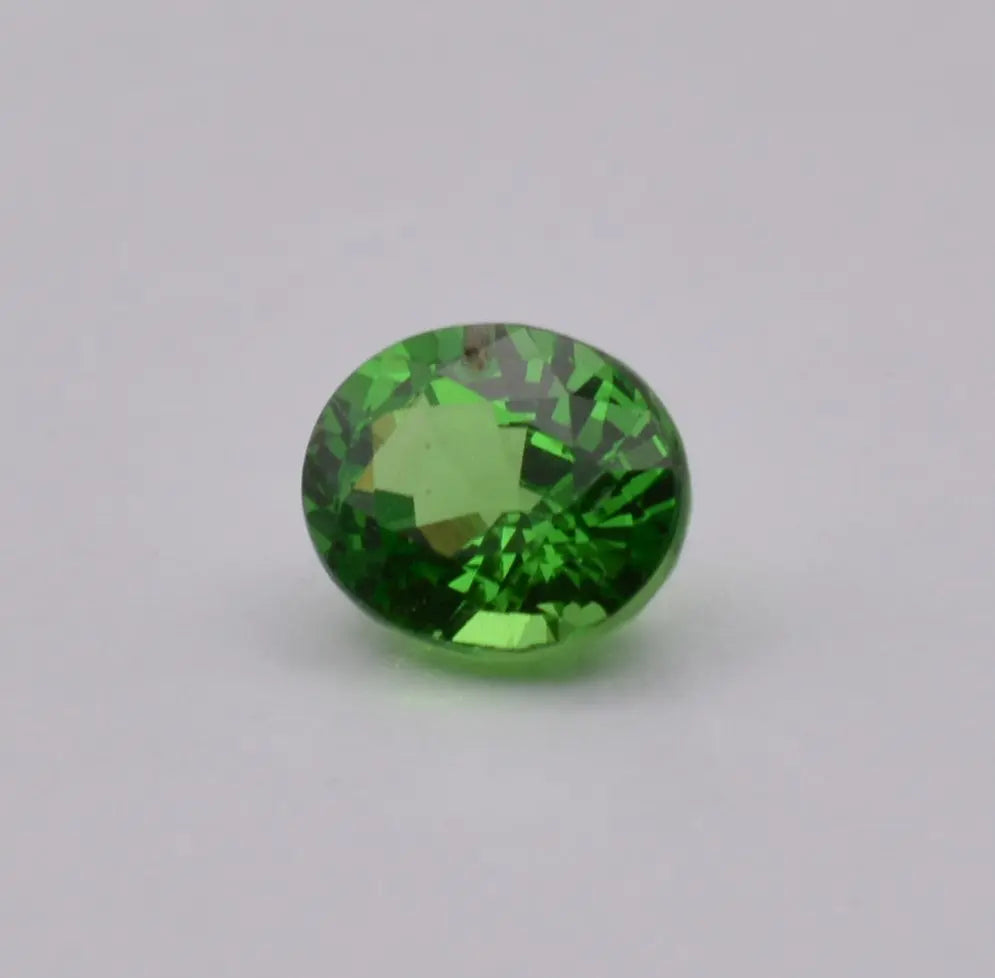 Pierre taillée Grenat Tsavorite Ovale Vert 0,62ct