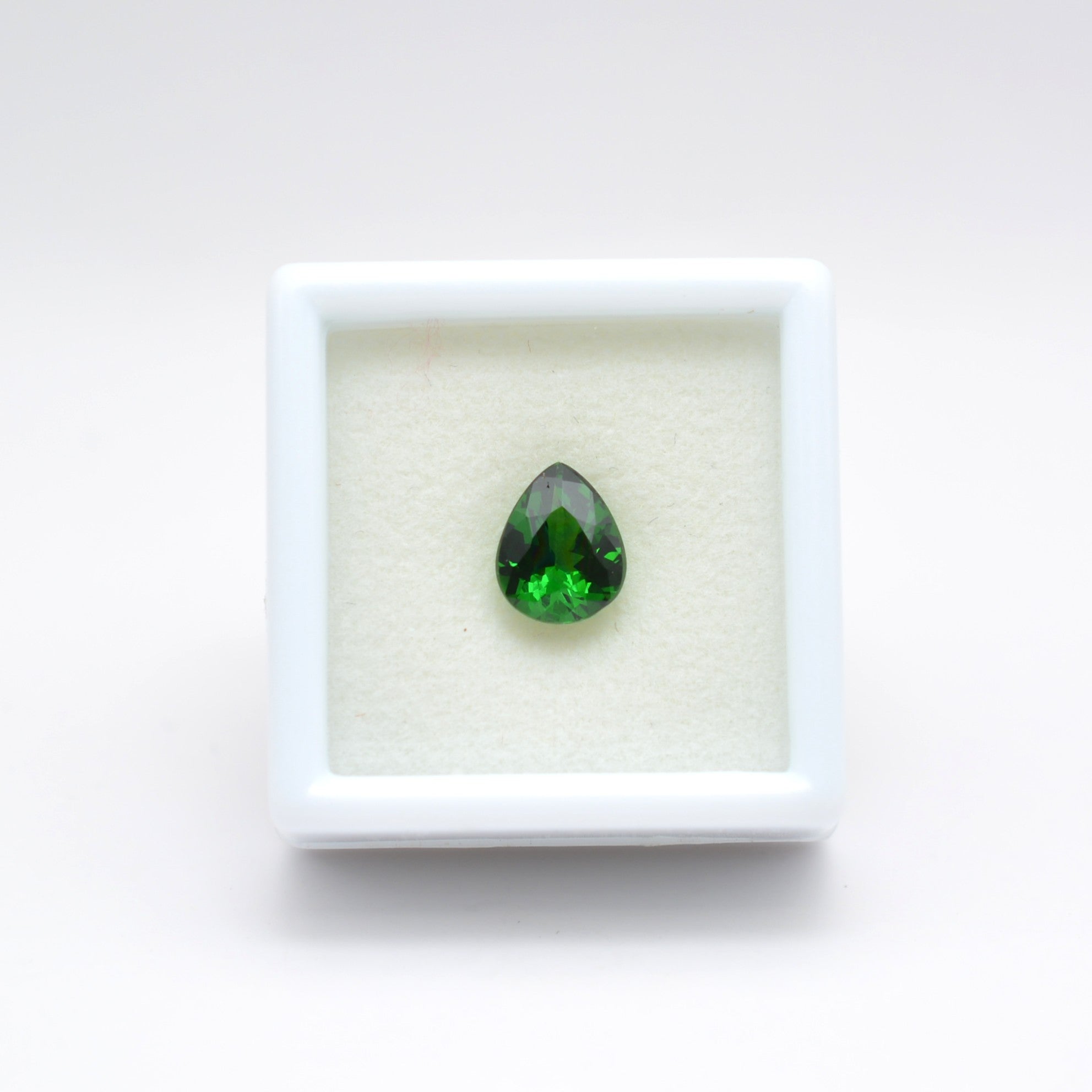 Grenat Tsavorite Poire Vert 1,61ct - 