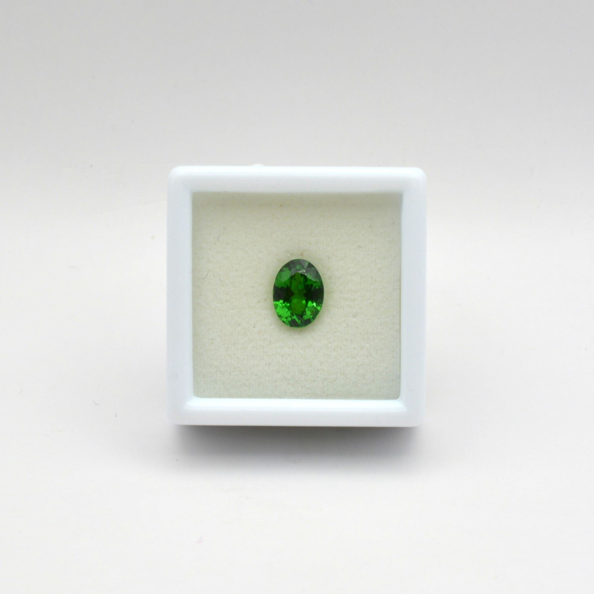 Grenat Tsavorite Ovale Vert 1,09ct - 