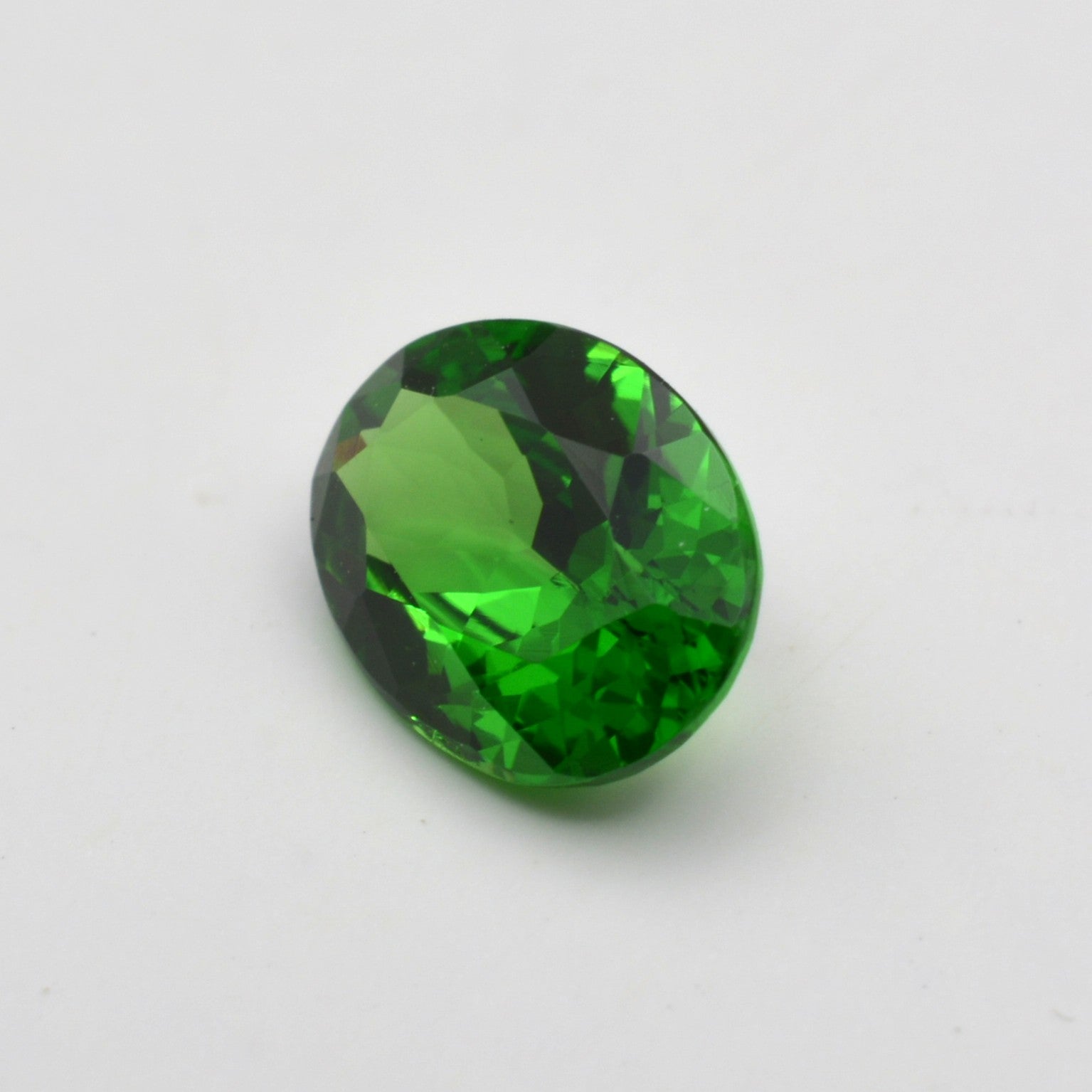 Grenat Tsavorite Ovale Vert 1,09ct - 