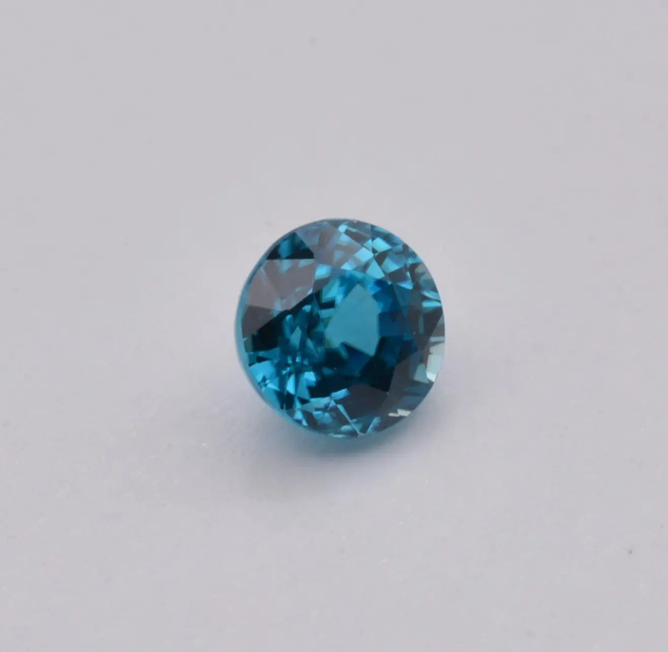 Zircon Bleu Rond 1,35ct - pierre précieuse - gemme
