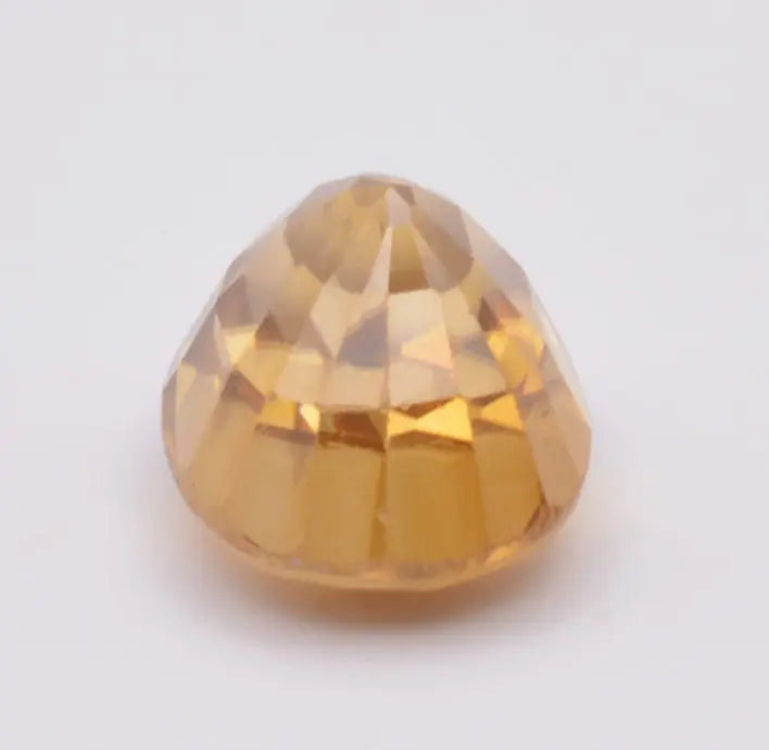Pierre taillée Zircon orangé Ovale 2,40ct