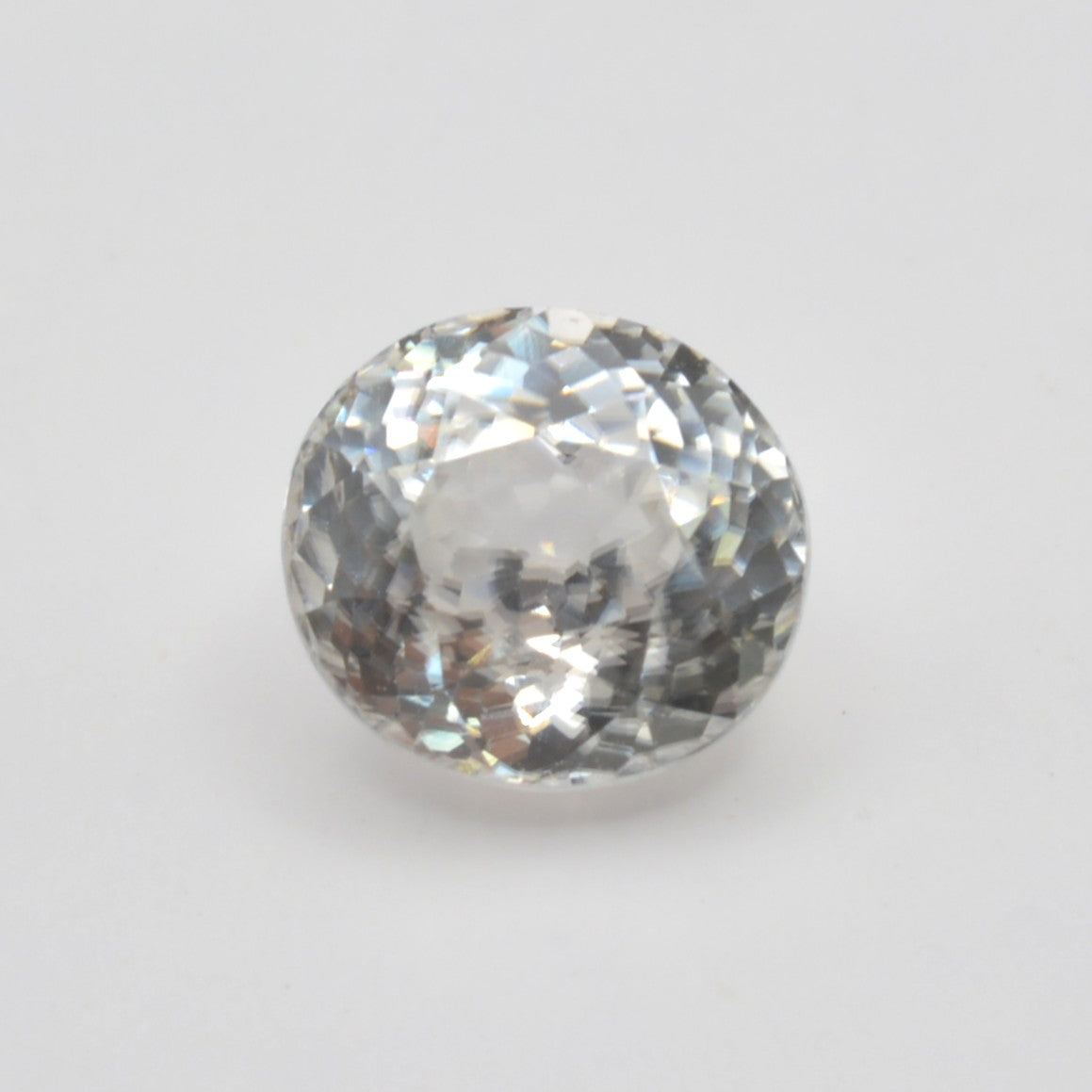 Pierre taillée Zircon Ovale 2,42ct