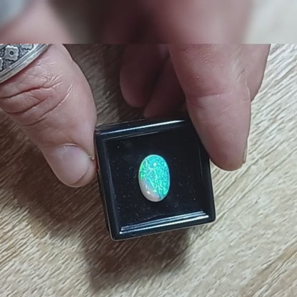 Opale Cabochon Ovale 2,92ct