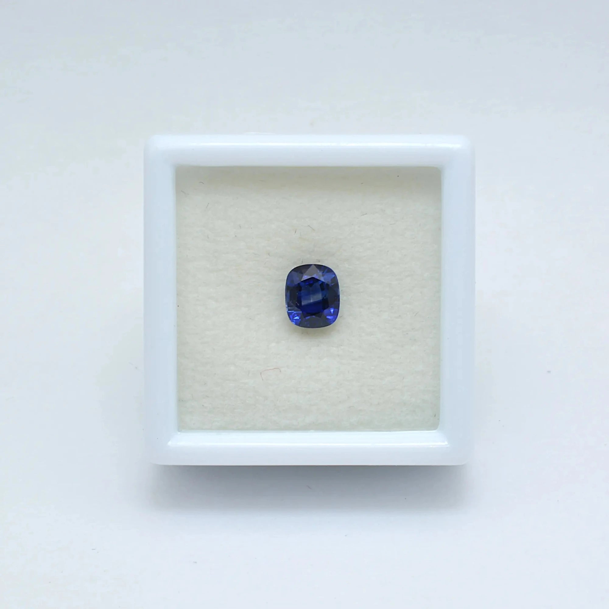 Saphir Bleu Coussin 0,97ct - 