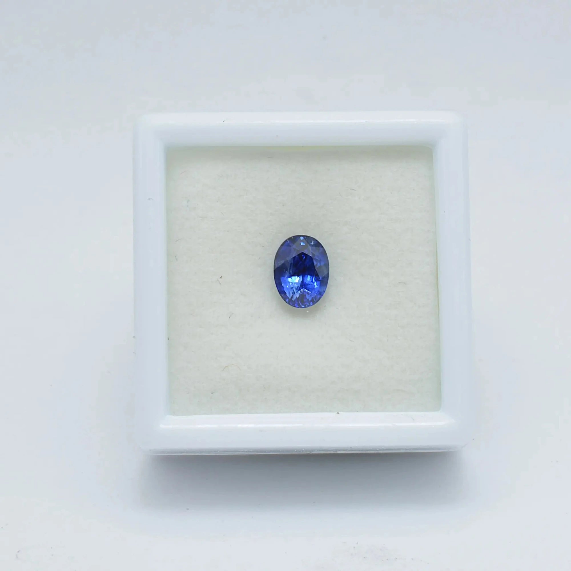 Saphir Bleu Ovale 0,97ct - 