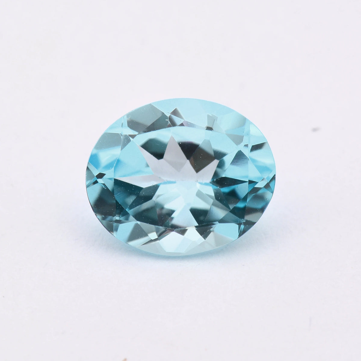 Topaze Bleue Ovale 4,36ct