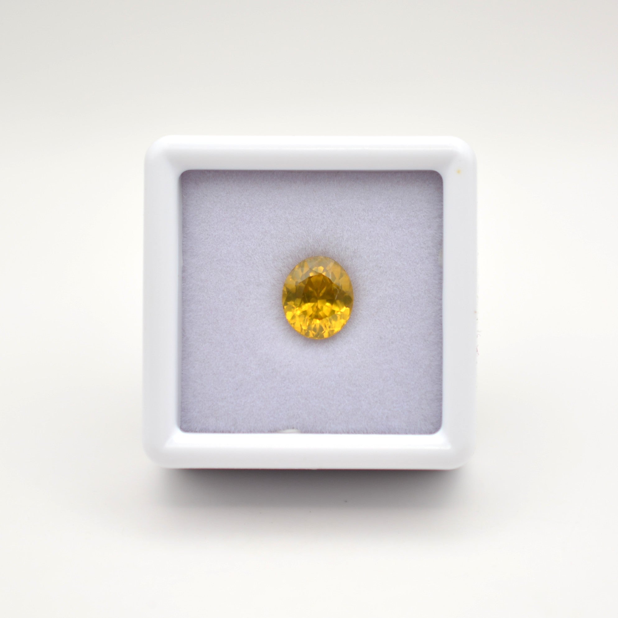 Pierre taillée Zircon Jaune Ovale 1,75ct
